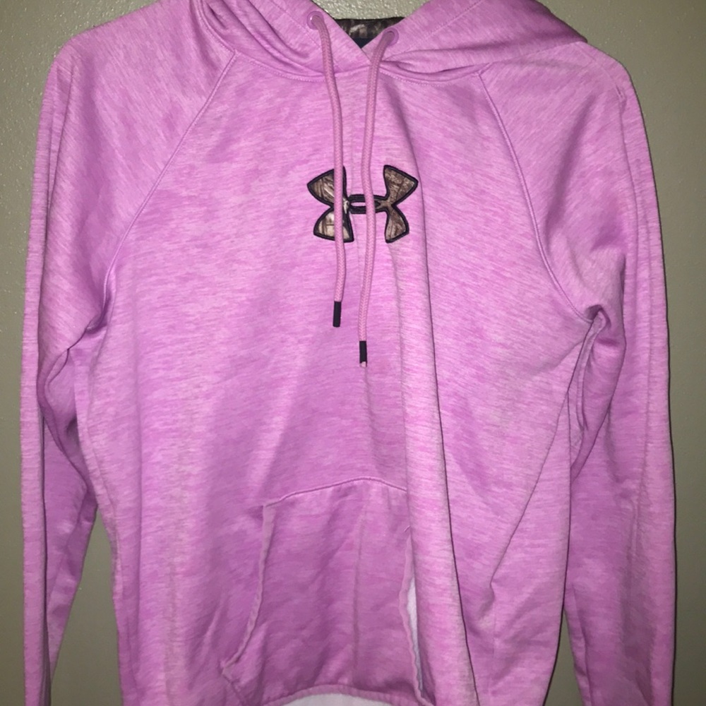 Under Armour sweatshirt